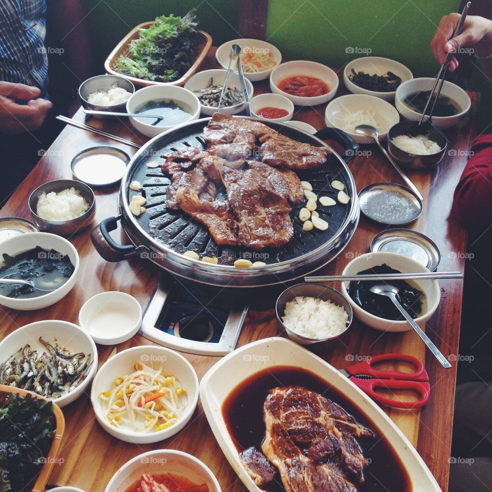 A Korean barbecue spread.