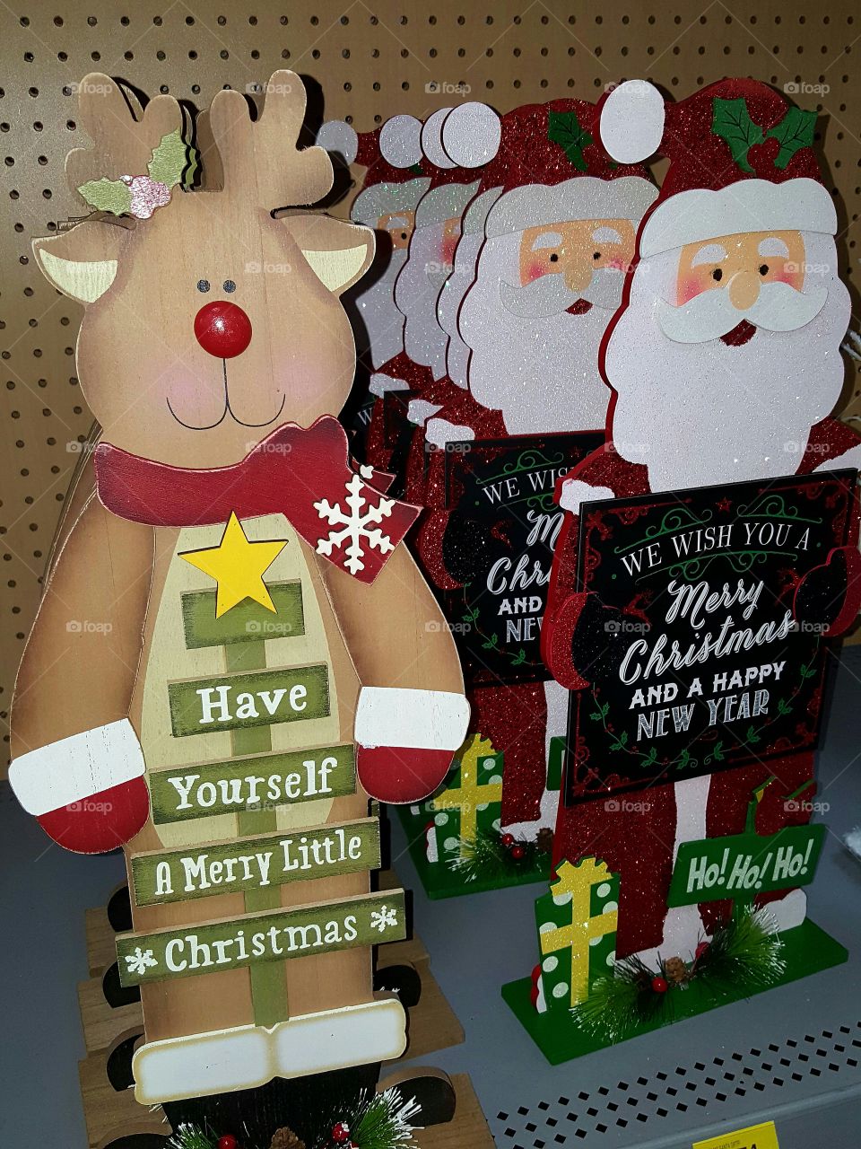 I saw these Christmas signs in the store today and was so tempted to buy one. I love reindeer and snowmen!