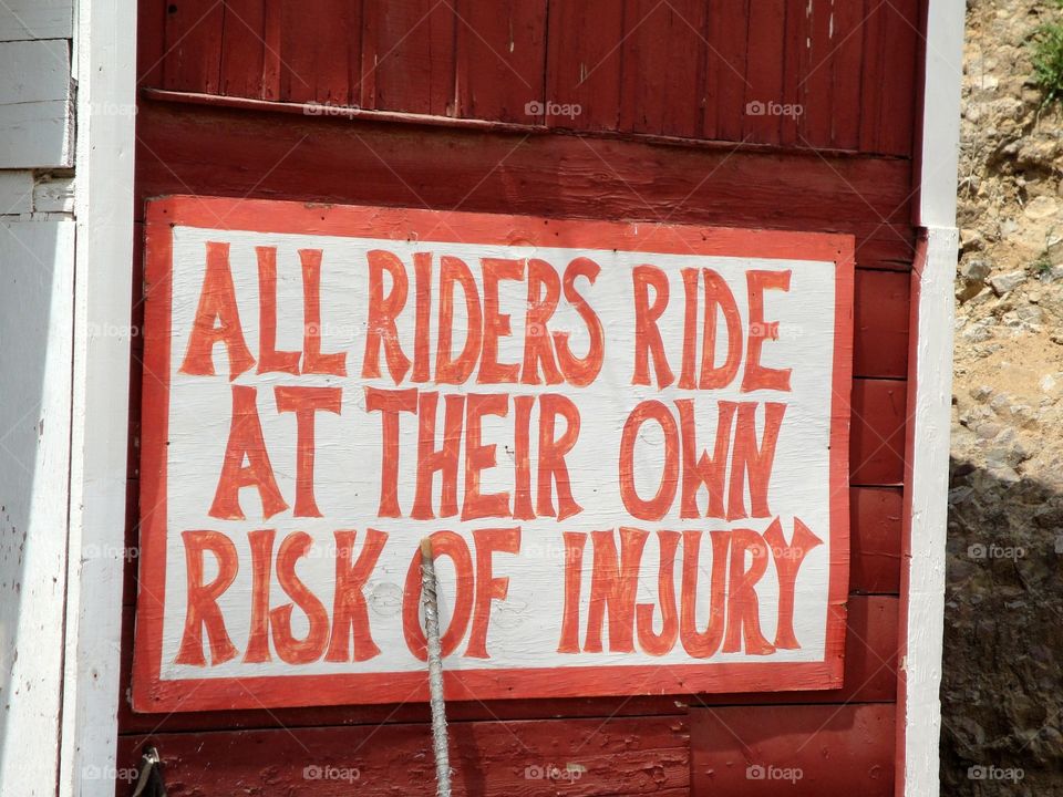 Riders sign
