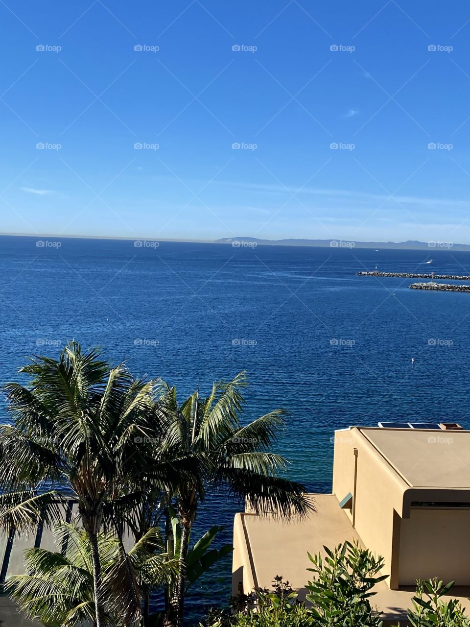 View of the Pacific Ocean from Ocean Boulevard in Corona del Mar 