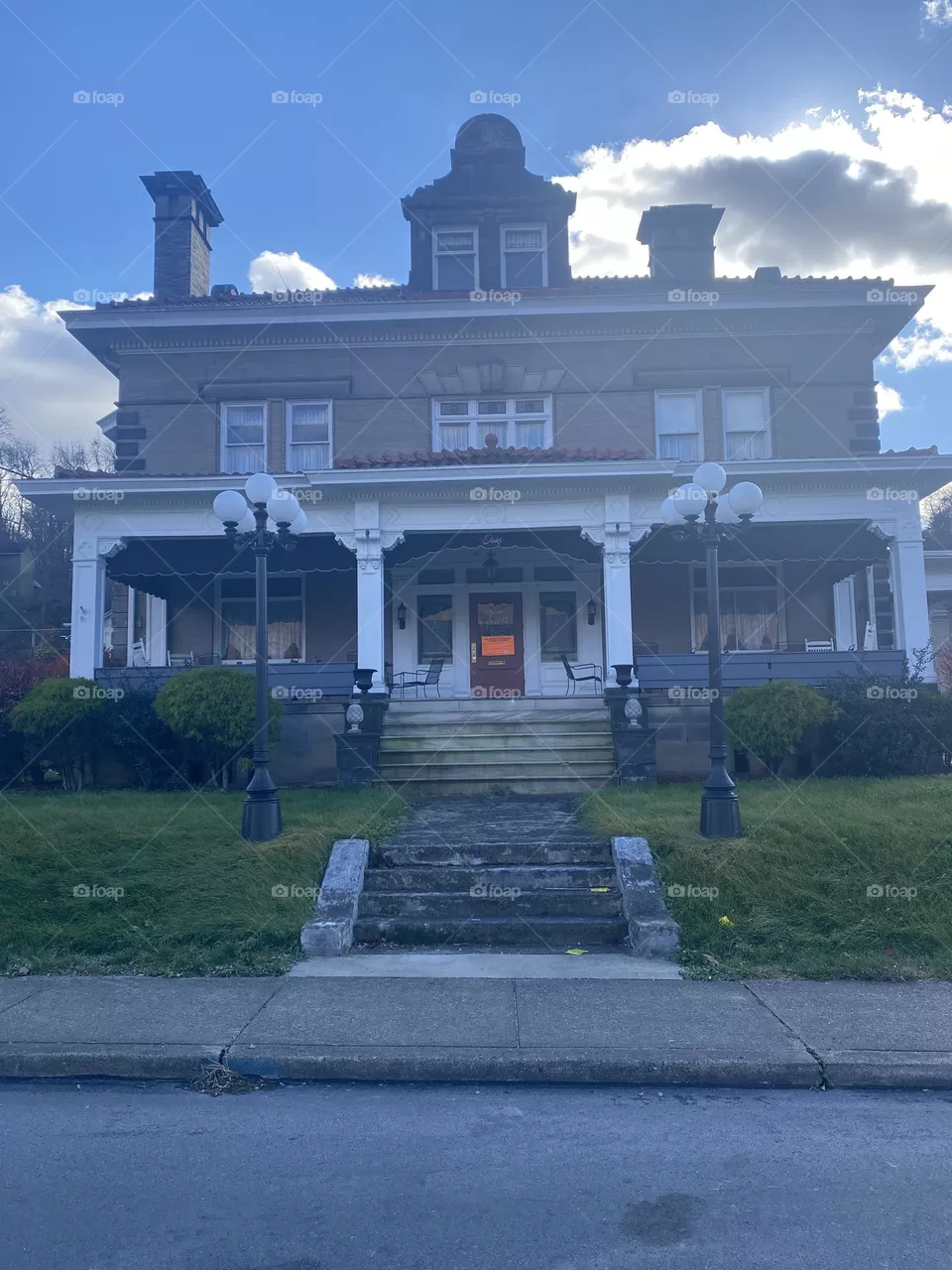 Mansion 
