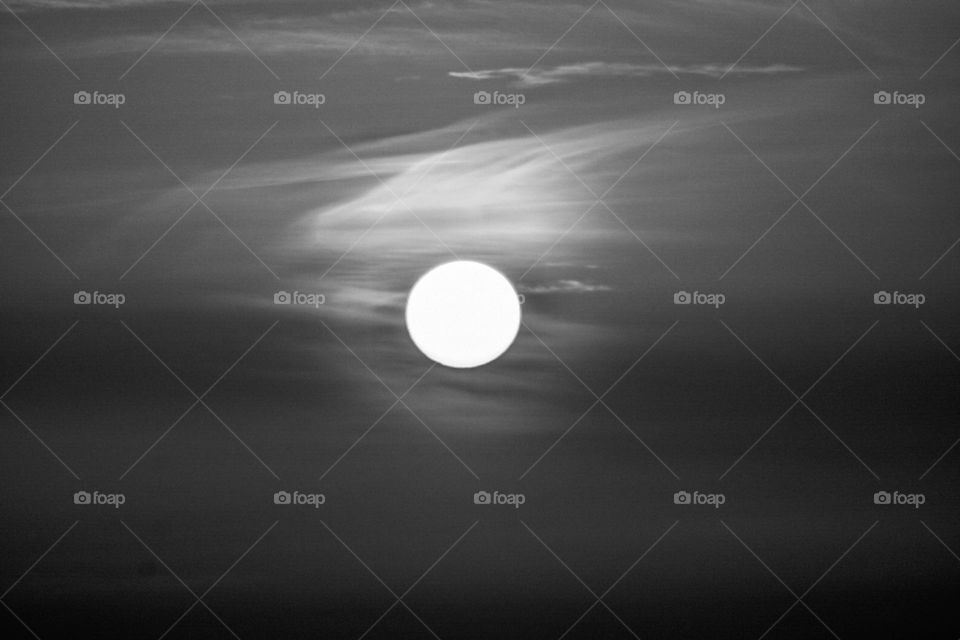 Amanecer blanco y negro