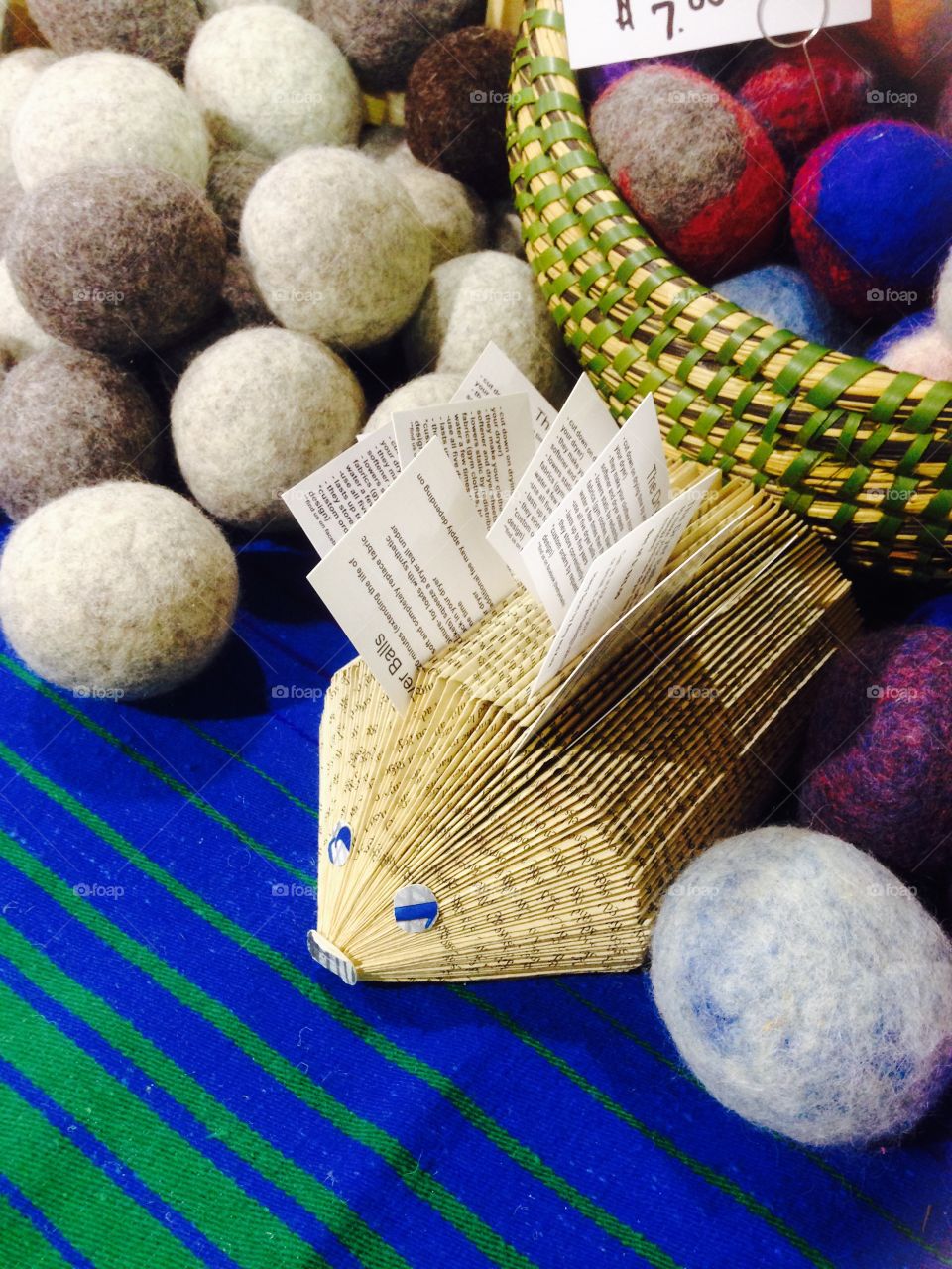 Hedgehog hold my card!