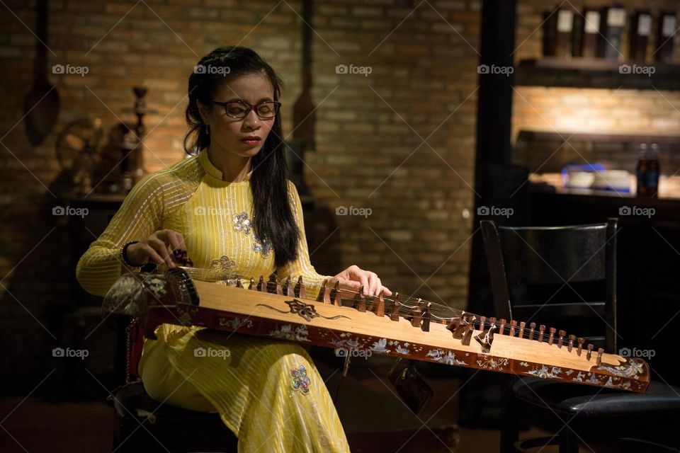 Vietnam's blind musician