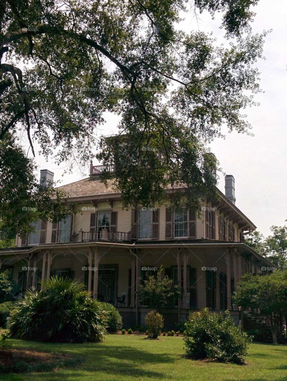 Antebellum home