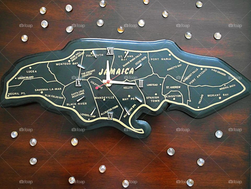Map of Jamaica clock on wood 