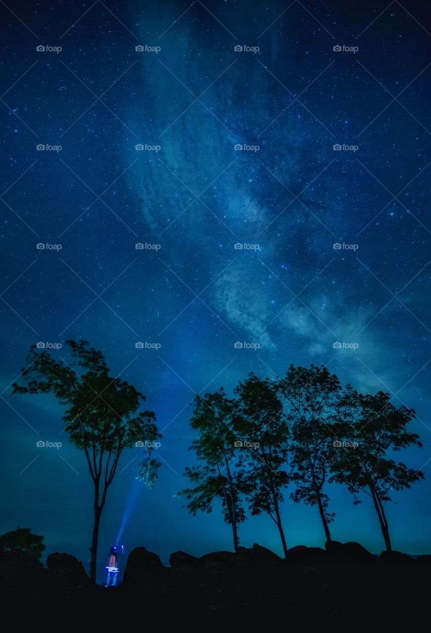 Light up to milky way