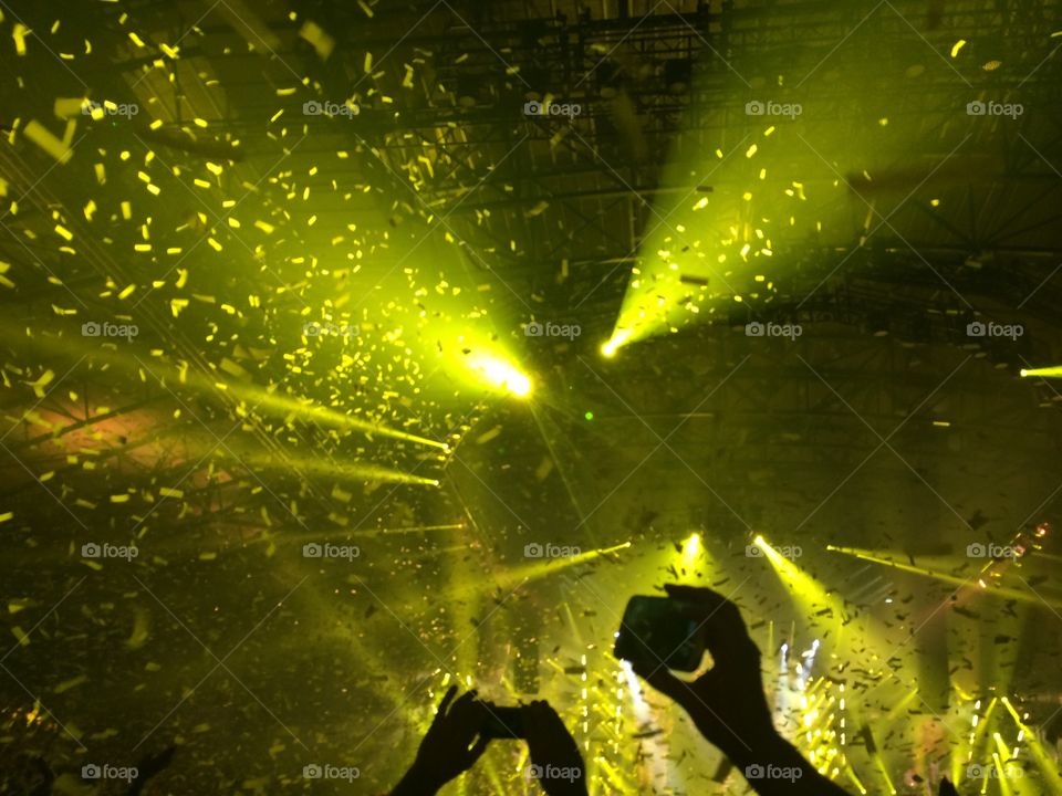 Yellow Happiness. Yellow floating paper at Take That concert ...