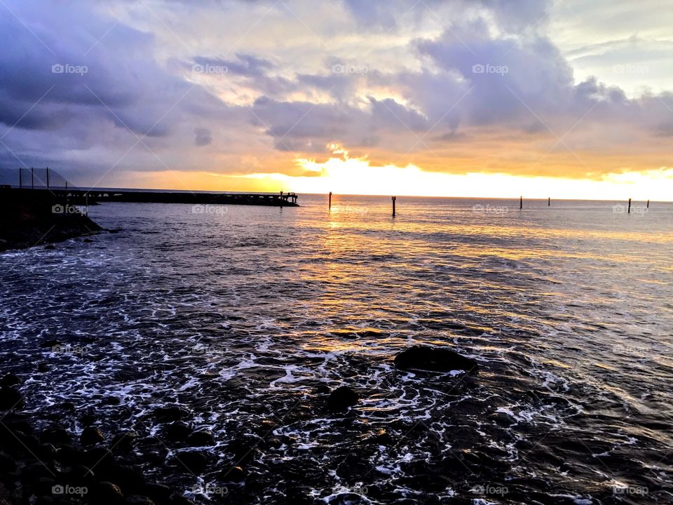 Beautiful sunset in Hawaii. Looks like a painting! 