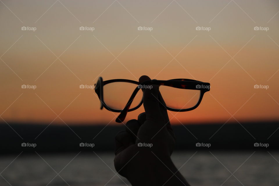 Dusky eyeglasses