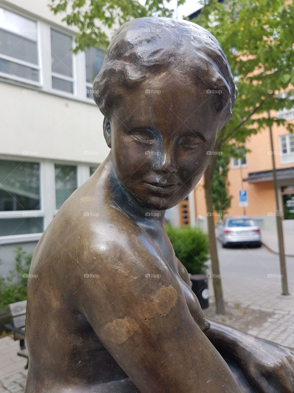 lady statue stockholm