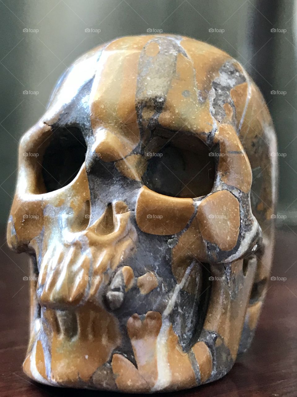 Bamboo jasper skull