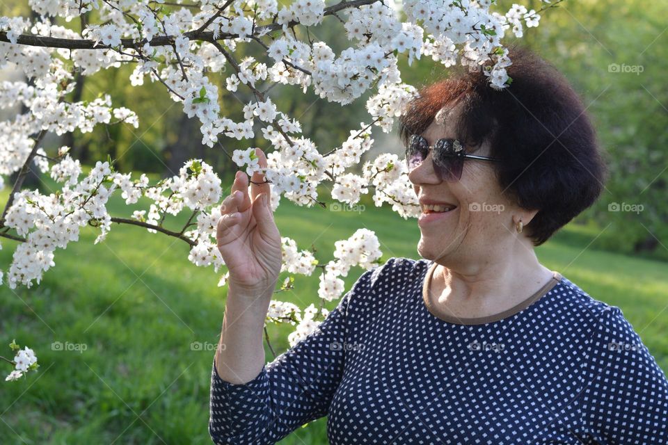 happy woman, nature lovers