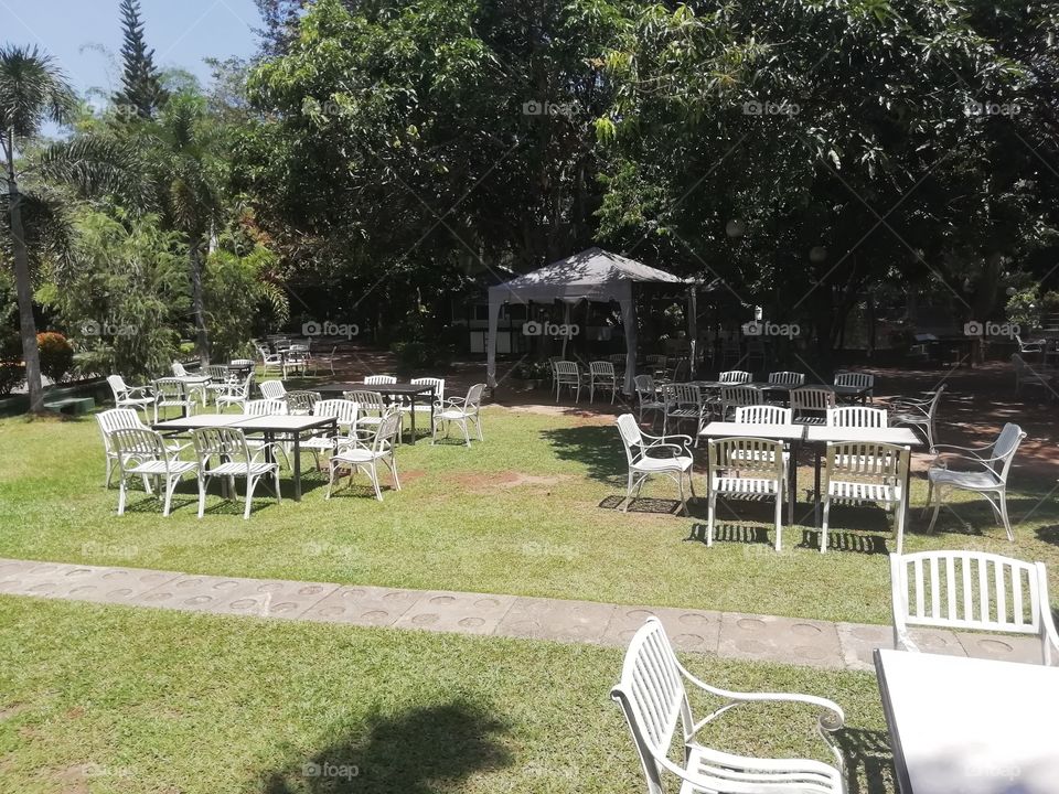 Resort surrounded. It's a white theme 🤔