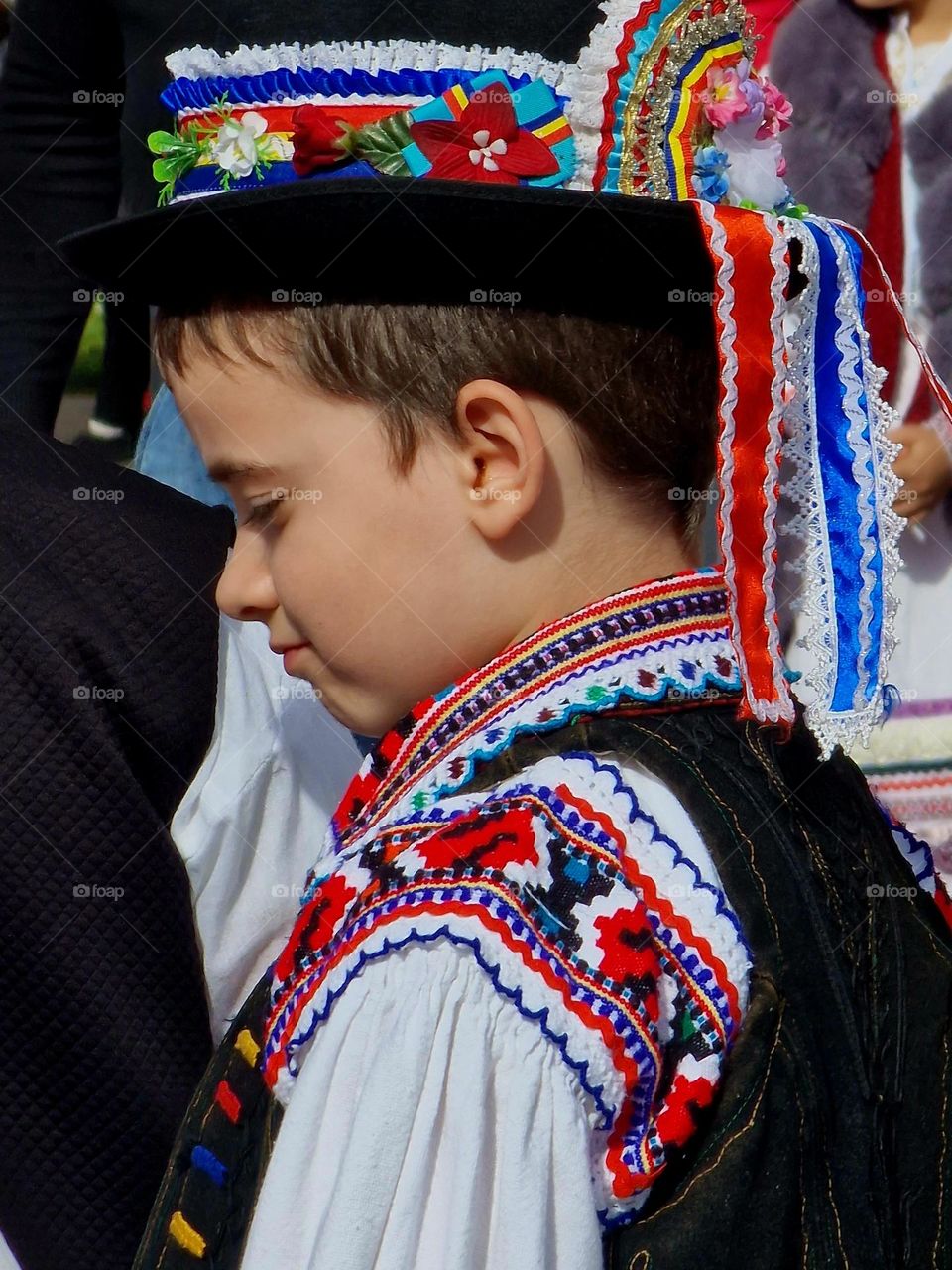 child in traditional Romanian costume