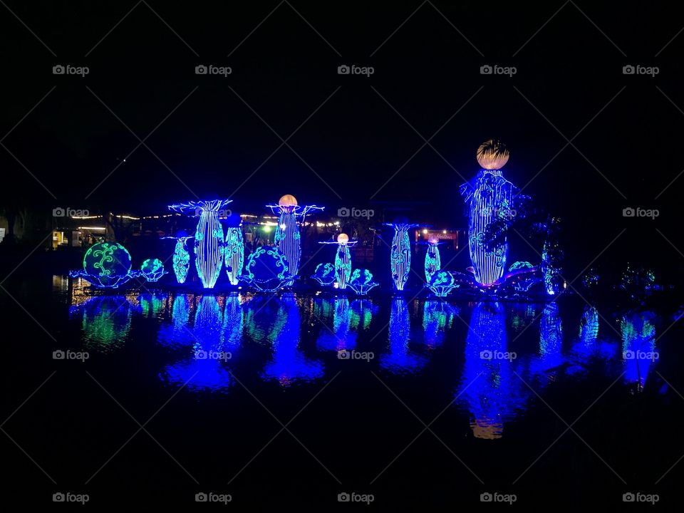 Dubai Garden Glow - Fluorescent structures