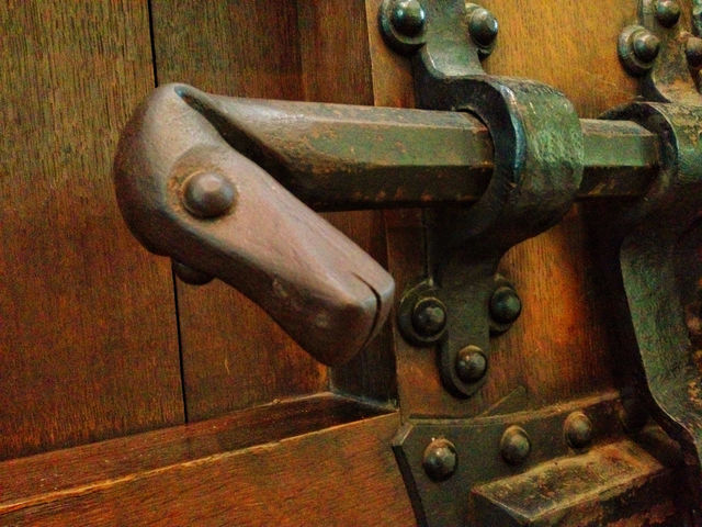 iron dragon medieval handle by stephenfc