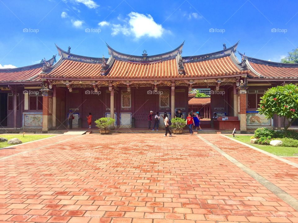 The Taiwan Confucian Temple 臺灣孔廟 is also known as The Tainan Confucian Temple 臺南孔子廟or Quan Tai Shou Xue 全臺首學. It is the most ancient Confucian temple in the whole island. Located on Nanmen Road in West Central District, Tainan, Taiwan.
