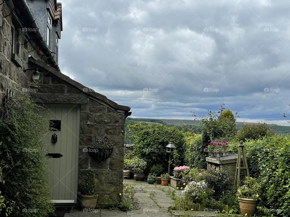 Pretty Yorkshire Stone Cottage with amazing views ! 