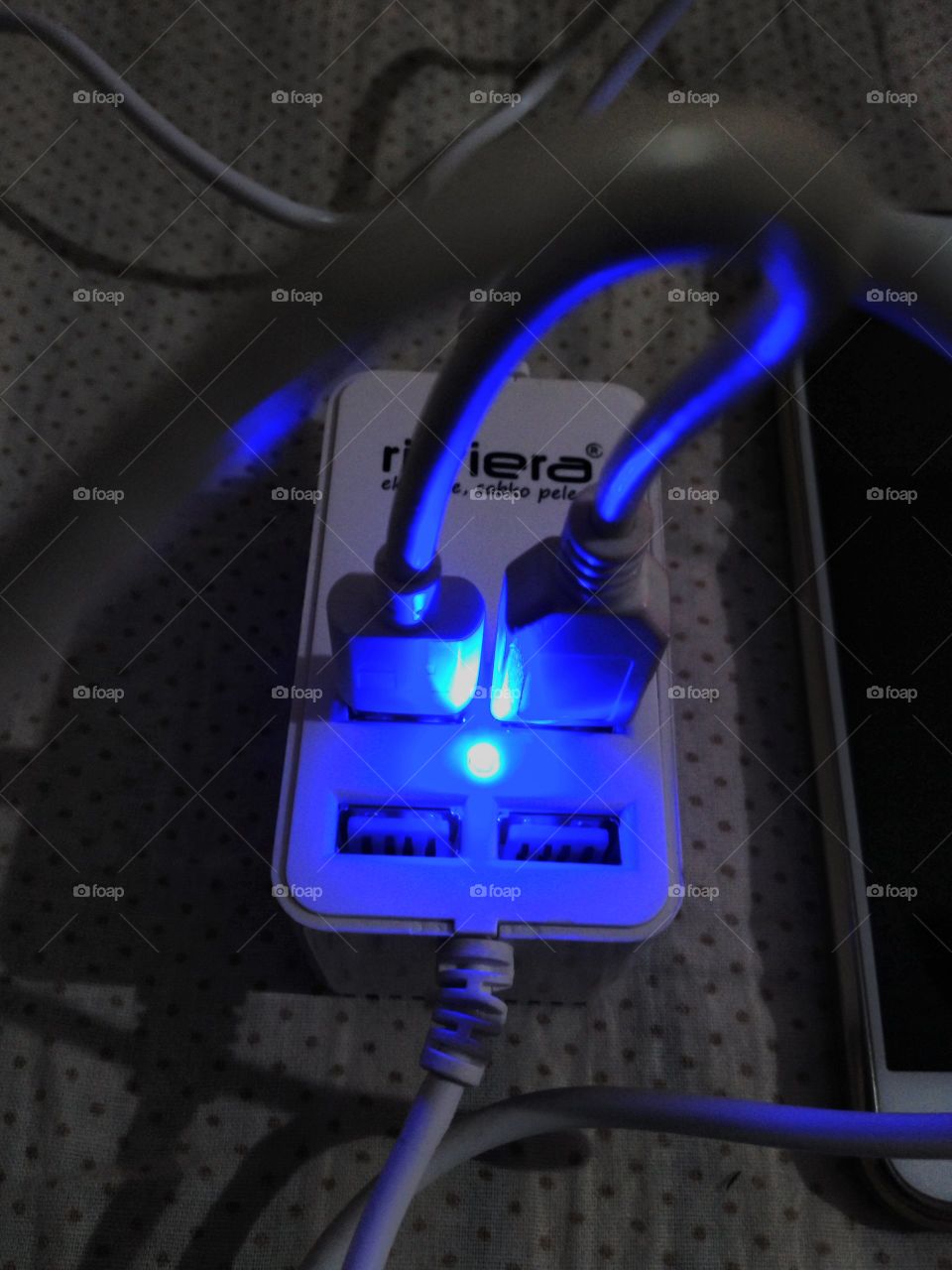 mobile multi charger port