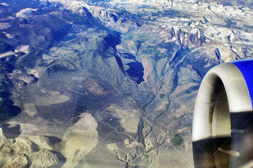 airplane photo flying to Las Vegas