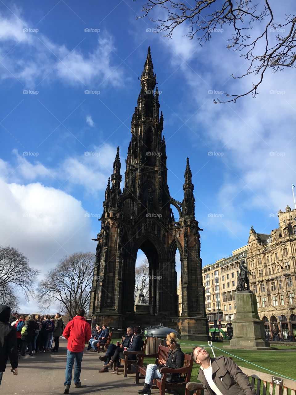 Scot monument 