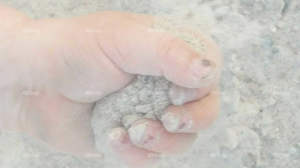 hand with sand