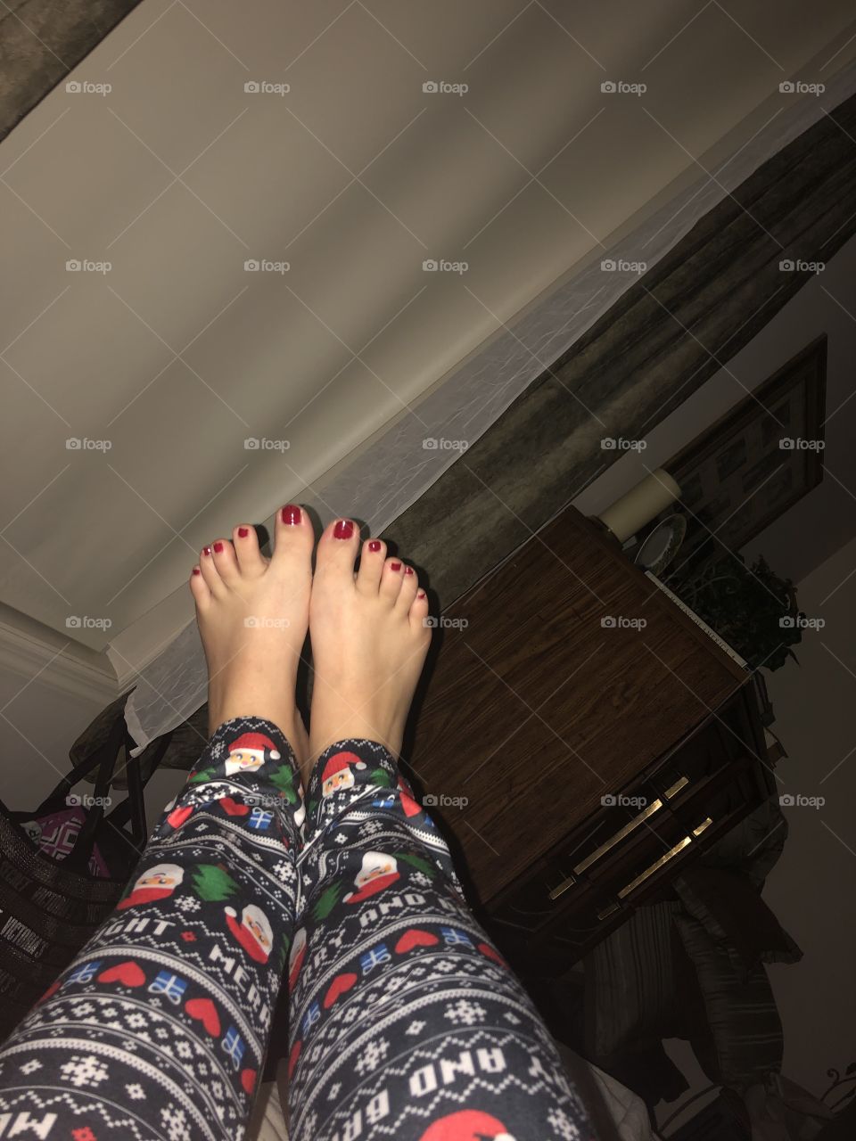 Feet in the air💞