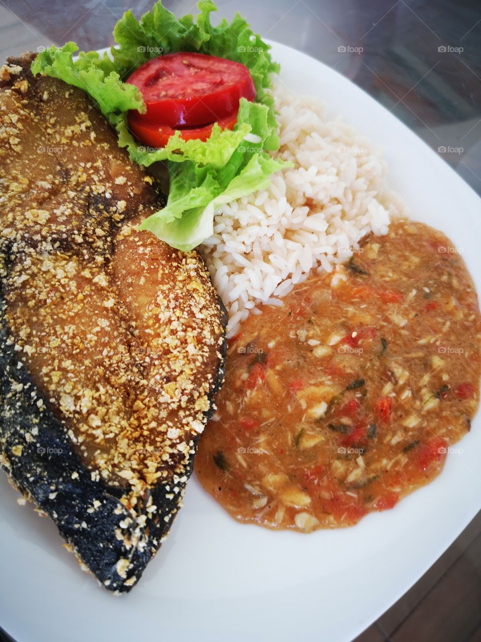 Posta denomine com arroz e pirão 