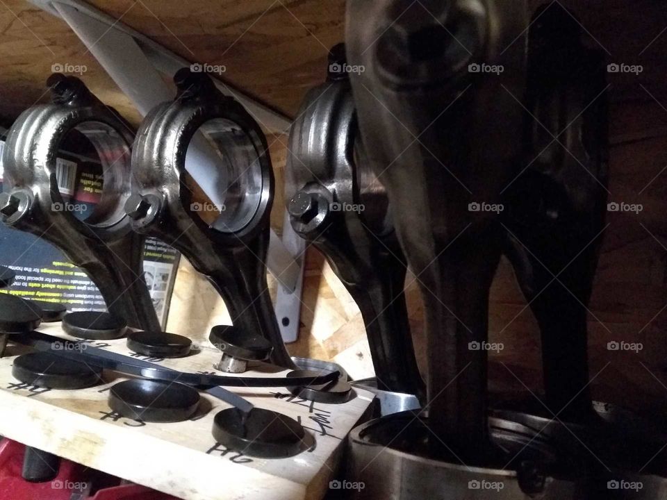 little fun picture test I did for my male friends on Facebook. future reference if I ever have car issues on who NOT to call by their answers. ..