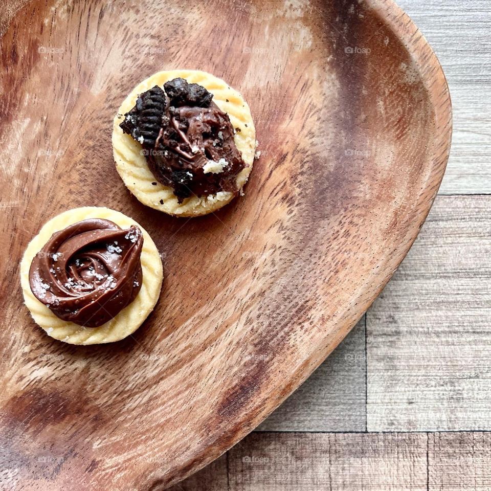Homemade Oreo Nutella tarts yummy and tasty 