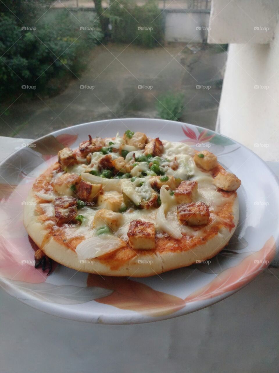 pizza made by me without oven at home