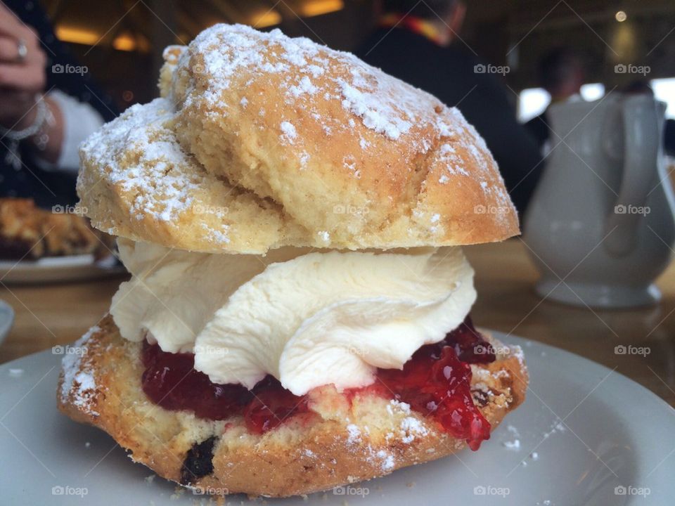 Jam Scone