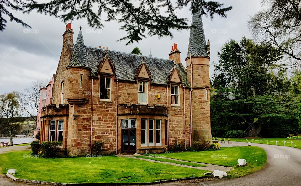 The beautiful Bunchrew House Hotel near Inverness invites you to linger.
 
