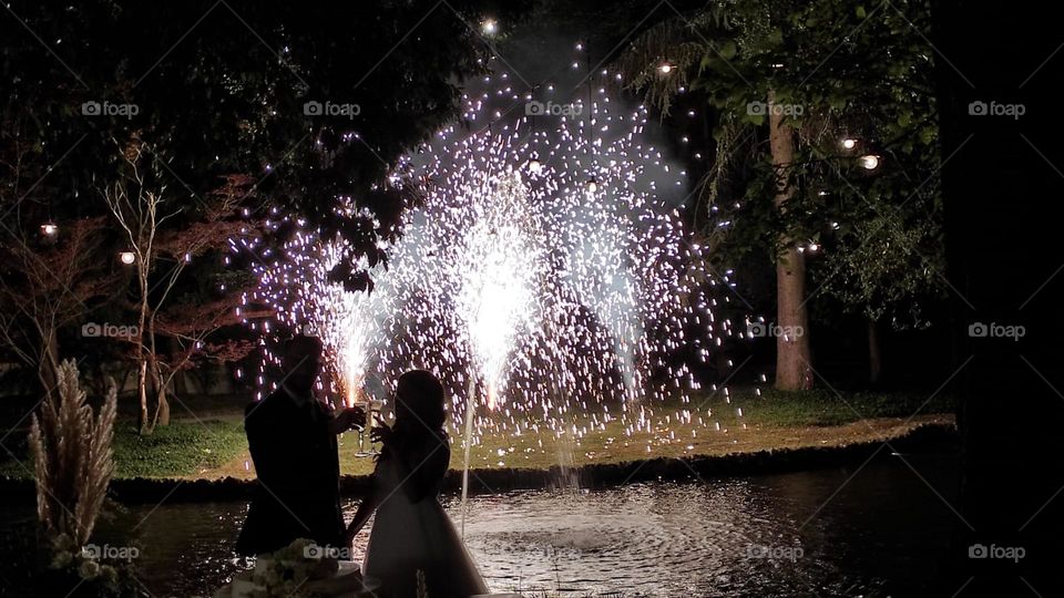 sposi fuochi artificio