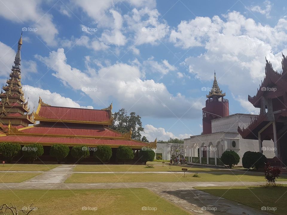 take a walk in the palace