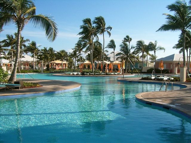 Exuma Four Seasons