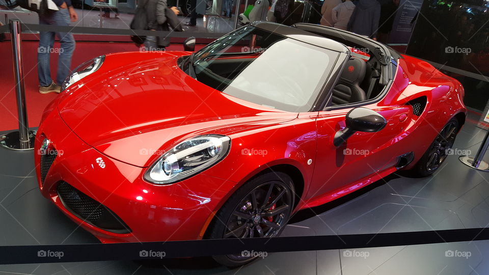 Alfa Romeo 8C Spider car