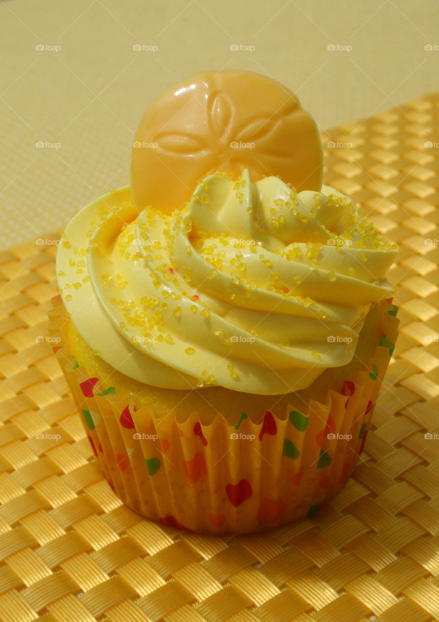 Lemon Yellow Cupcake 