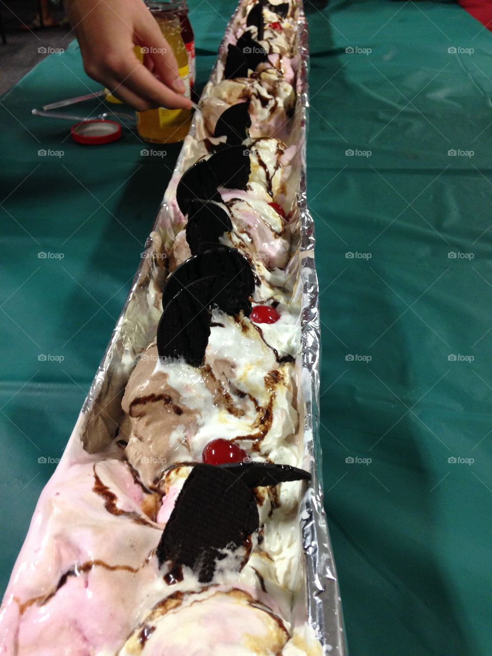 Banana split overload. Church banana split social