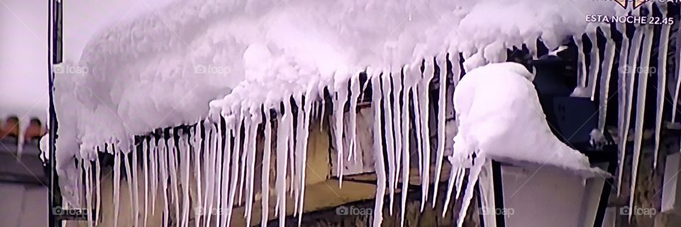 nieve derritiéndose