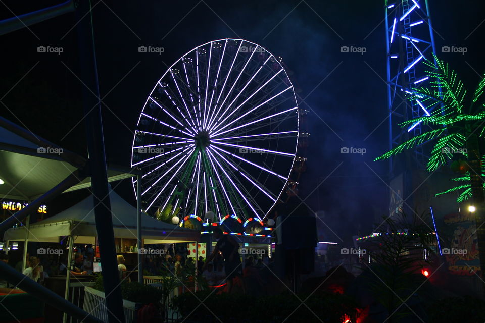 Ferris wheel 