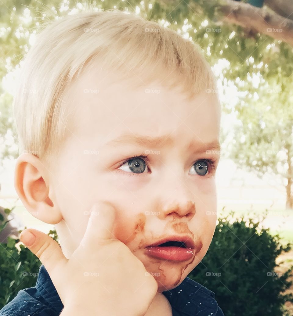 chocolate ice cream face