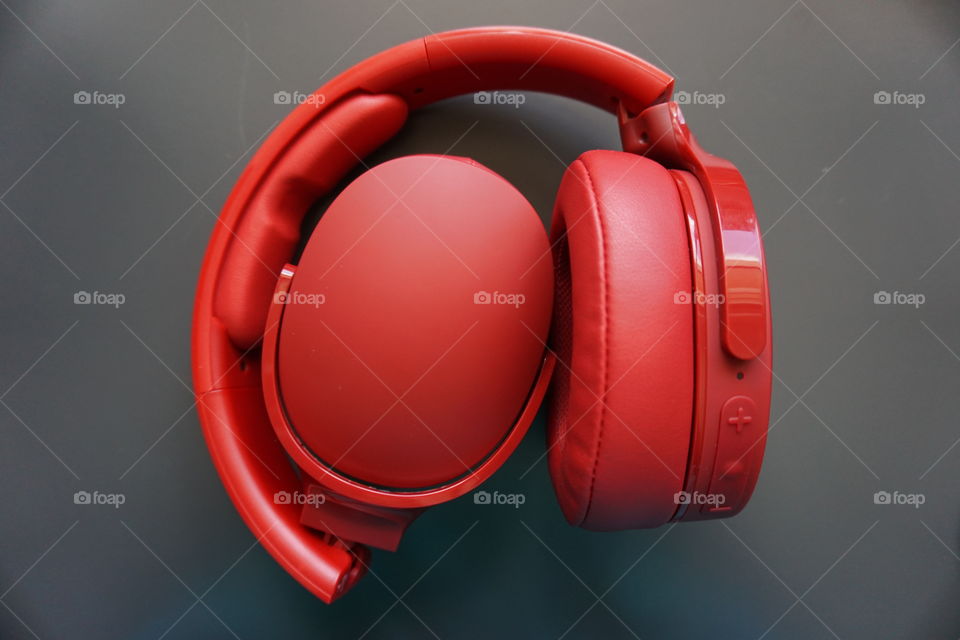 Red noise canceling headphones/ headset for listening to music