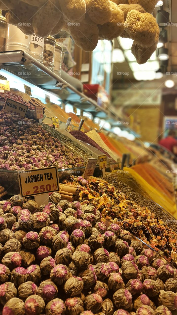 big bazaar. istanbul tea and Spice market