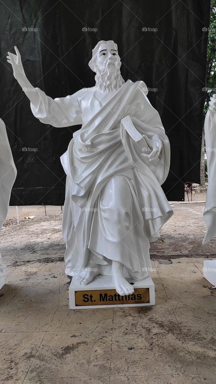 saint statue