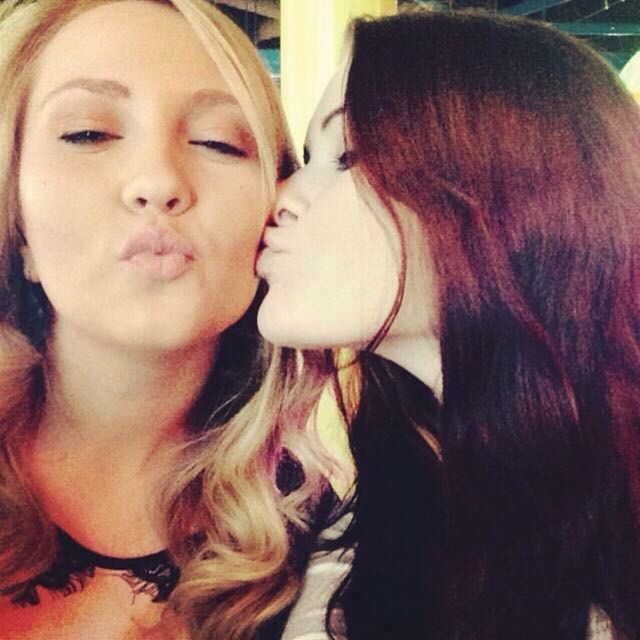 Friend Kisses