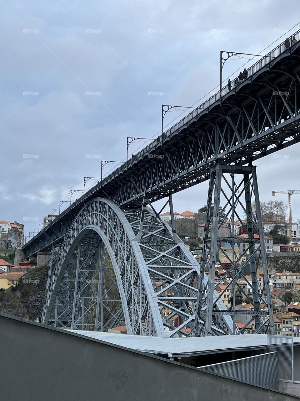 Bridge and metal
