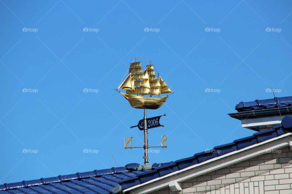 statue gold schiff kühlungsborn by stef79