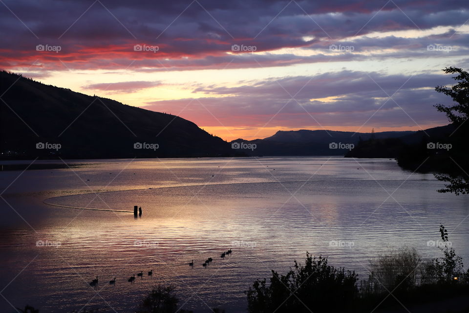 Sunrise on the Columbia River 